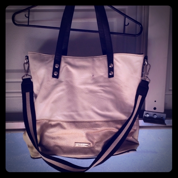 Jessica Simpson Purse - Picture 1 of 2